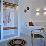 Five Senses Parikia (Paros)